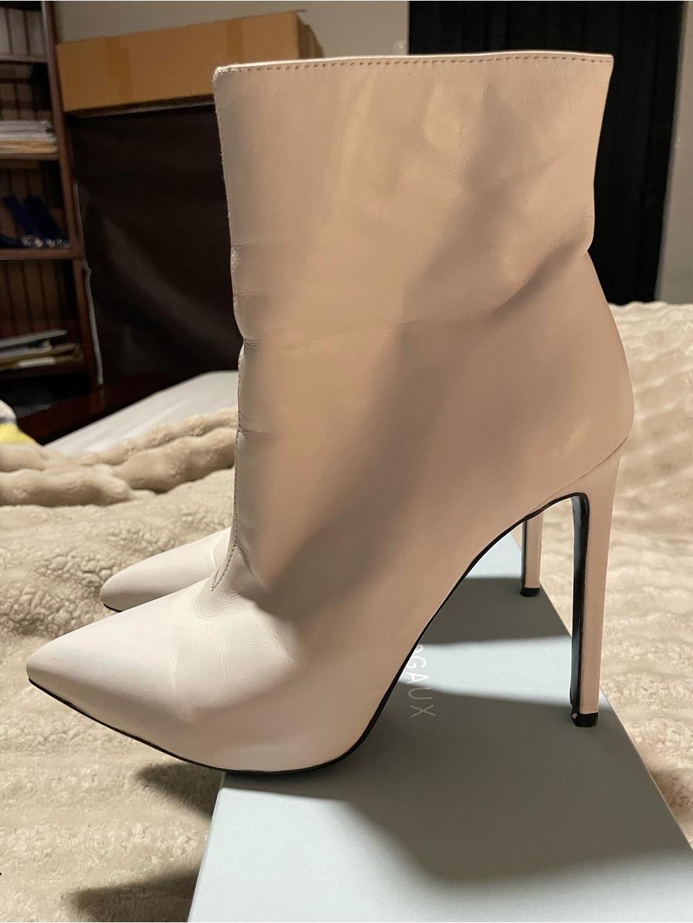 Tony Bianco Women's Pointed-Toe High Heel Ankle Boots in White - Picture 3 of 7